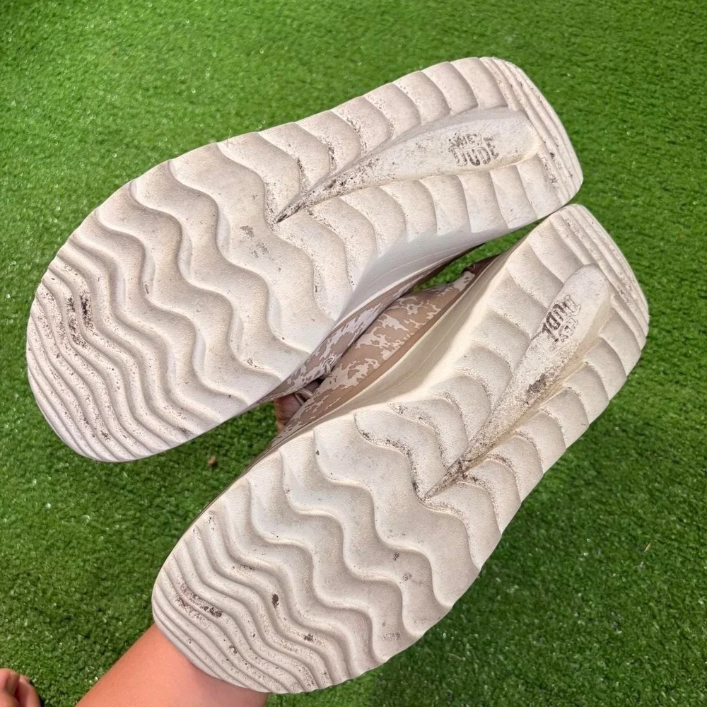 Hey Dude Women's Wendy Peak Cow Tan Slip-On Platform Shoes Size 11